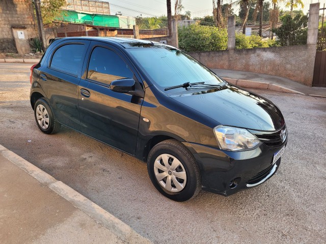 VENDO TOYOTA ETIOS O MAIS NOVO DE BRASÍLIA