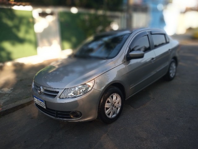 VOYAGE 1.6 COMPLETO + GNV