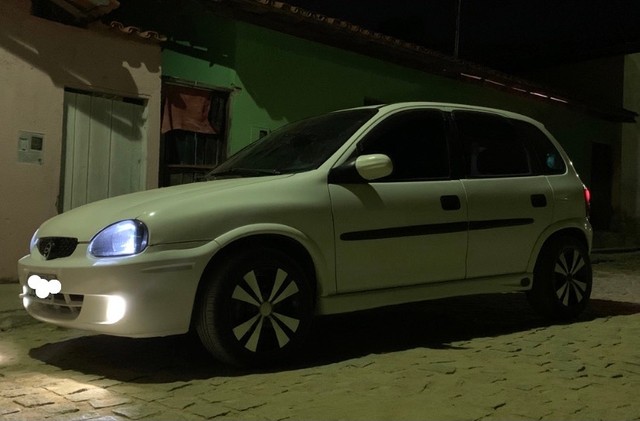 CHEVROLET CORSA