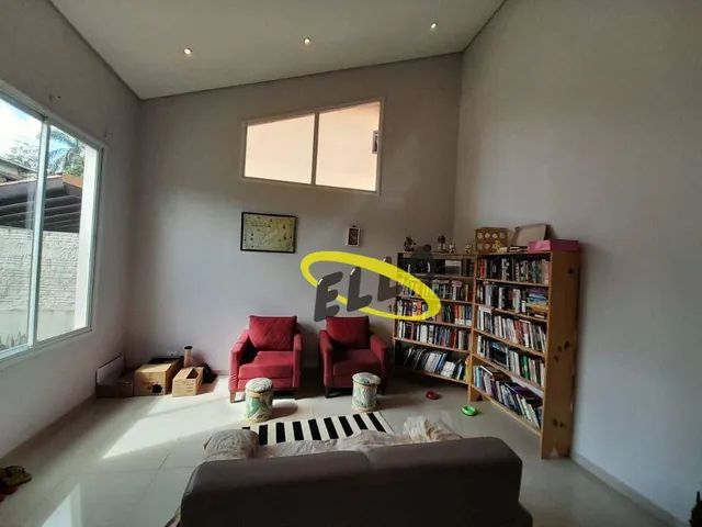 Oportunidade! Casa Térrea e Isolada, em Condomínio Fechado! - Foto 4