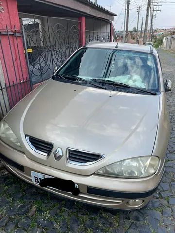 Renault Megane a partir de 2001 em Ponta Grossa - PR