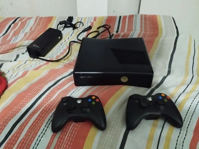 xbox 360 destravado + 2 controles  Xbox 360, Jogos de video game