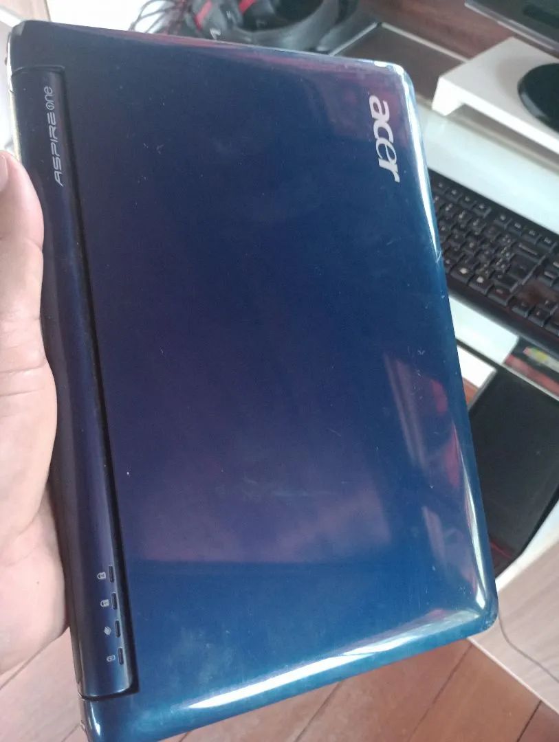 Netbook Acer Aspire One - Pequeno - Foto 3