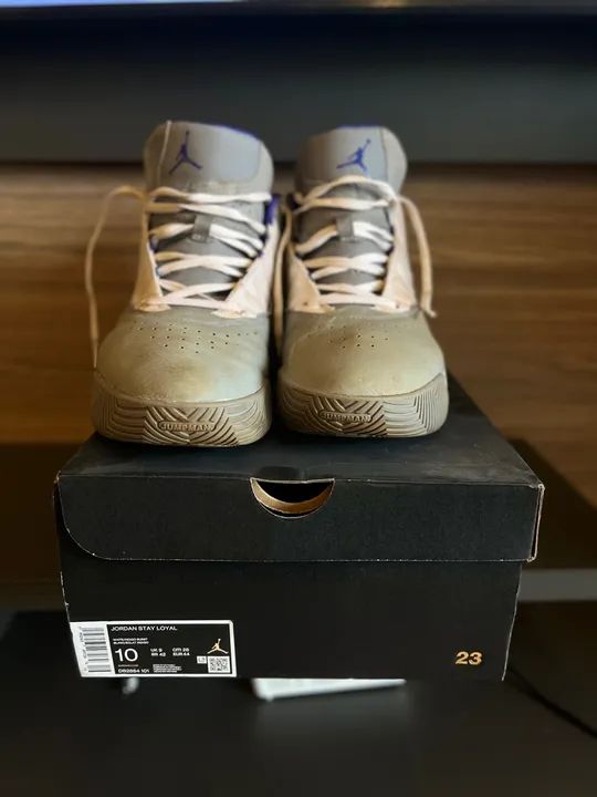 NIKE AIR JORDAN STAY LOYAL - 42BR