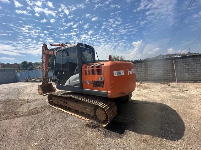 Escavadeira Hitache ZX130 LC 2017 13 toneladas  - Foto 4