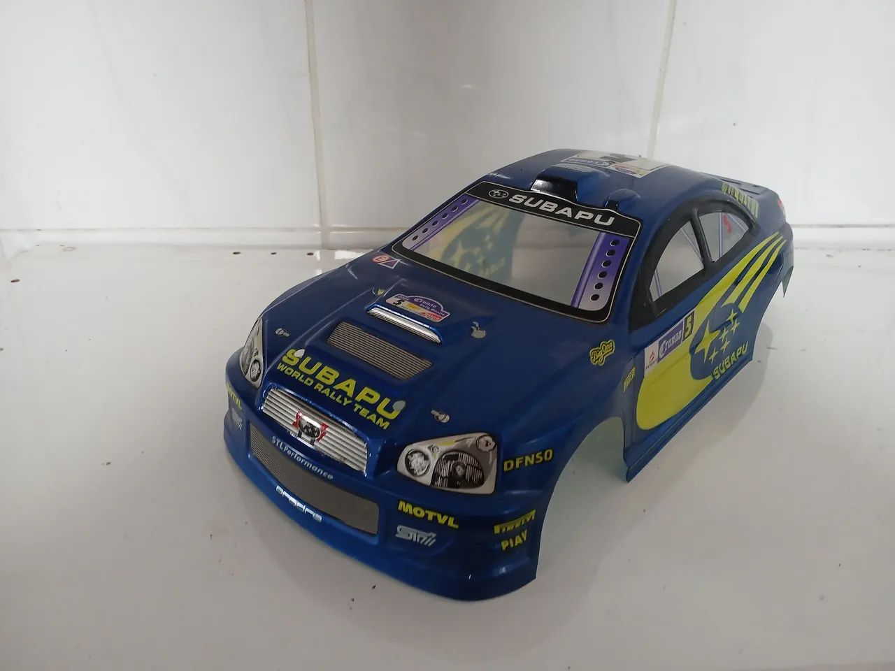Bolha automodelo Subaru Impreza WRC