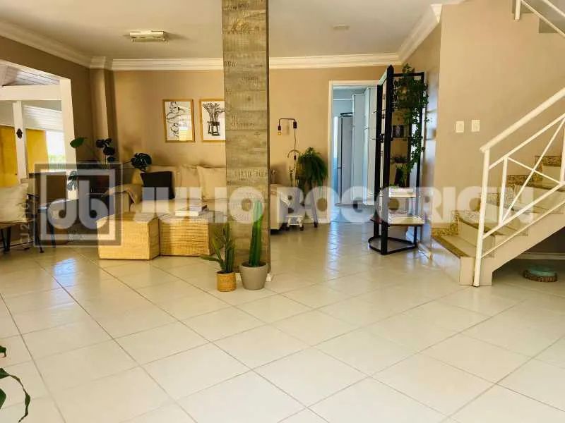 Luxuosa Casa em Condomínio - Triplex - Residencial - Anil - Jacarepaguá - 6 quartos ; 5 su - Foto 2