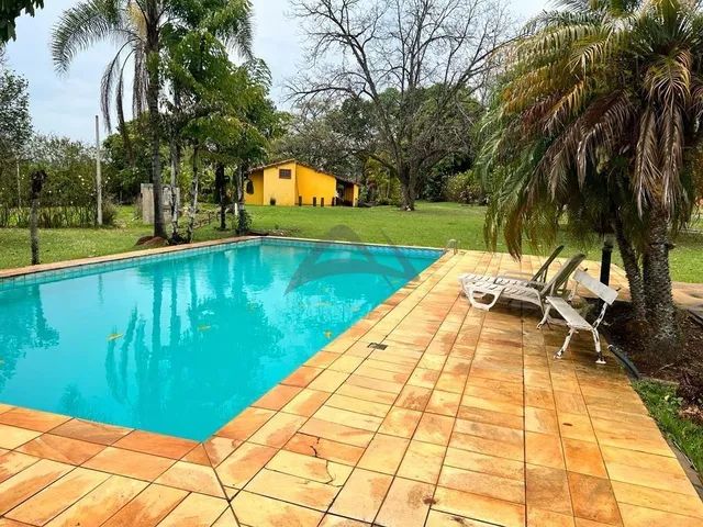 Chácara à venda em Valinhos, Dois Córregos, com 3 suítes, com 11500 m²