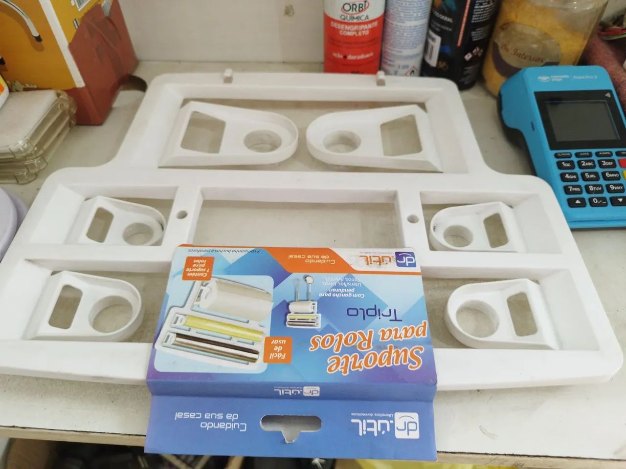 Suporte Triplo para Rolos de Papel