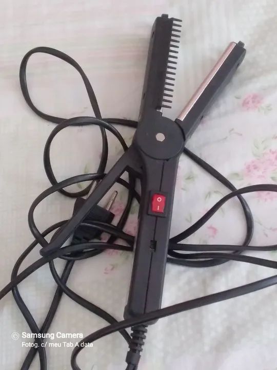 Prancha para cabelos da taiff bivolt  - Foto 2