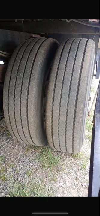 Caminhão com pneus novos - Foto 7