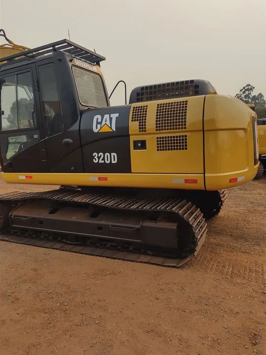 Escavadeira Cat 320 - Foto 2