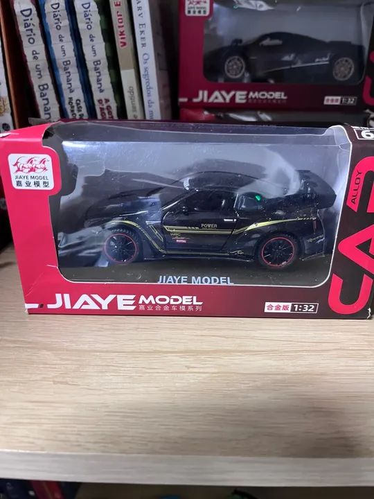 GTR R35 1:32 - Foto 5