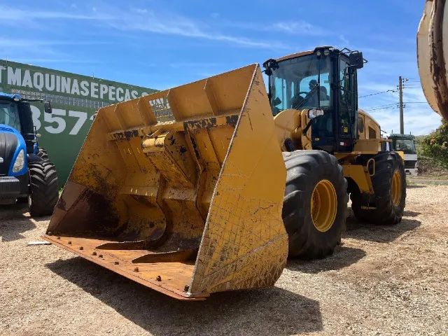 Pá Carregadeira Caterpillar 938K