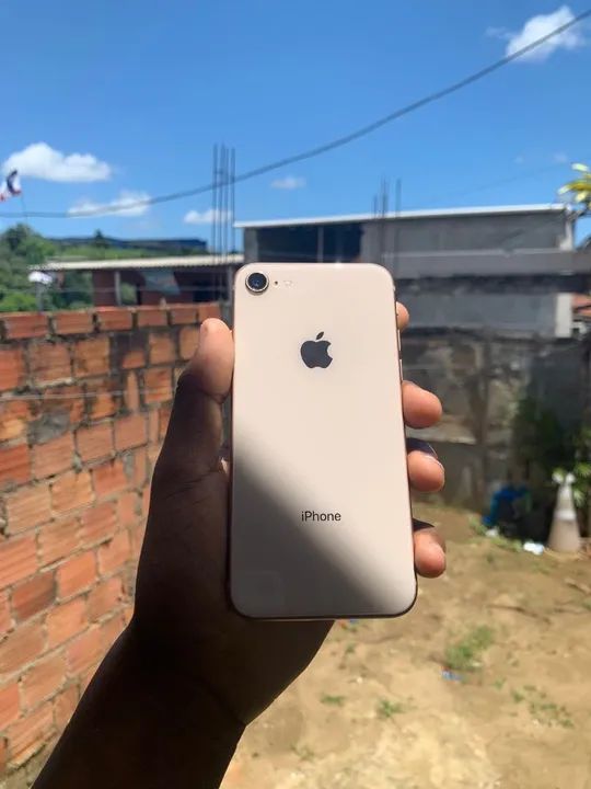iPhone 8, fundo de vidro 