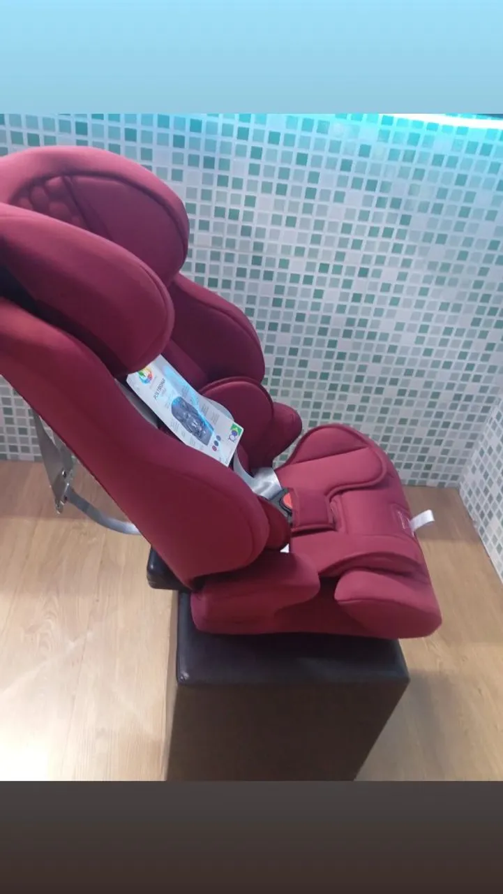 Cadeirinha de Bebê Vermelha