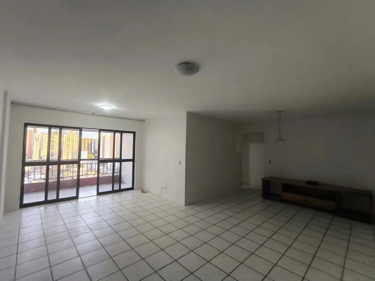 Apartamento para Locação, Boa Viagem, 3 dormitórios, 1 suíte, 2 banheiros, 2 vagas - Foto 2