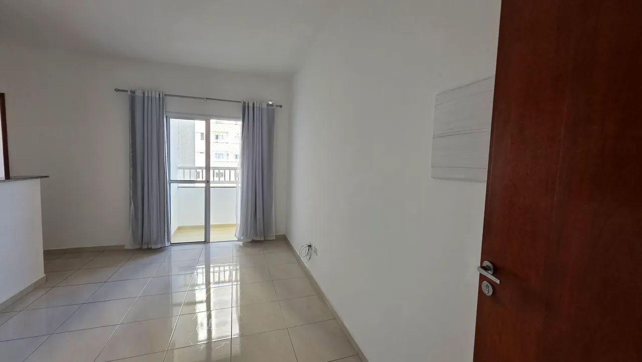 Apartamento no jardim das Indústrias 