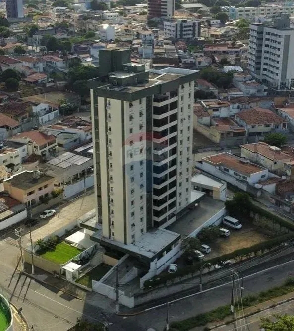 Apartamento 4/4 02 Suítes 192M° No Barro Vermelho