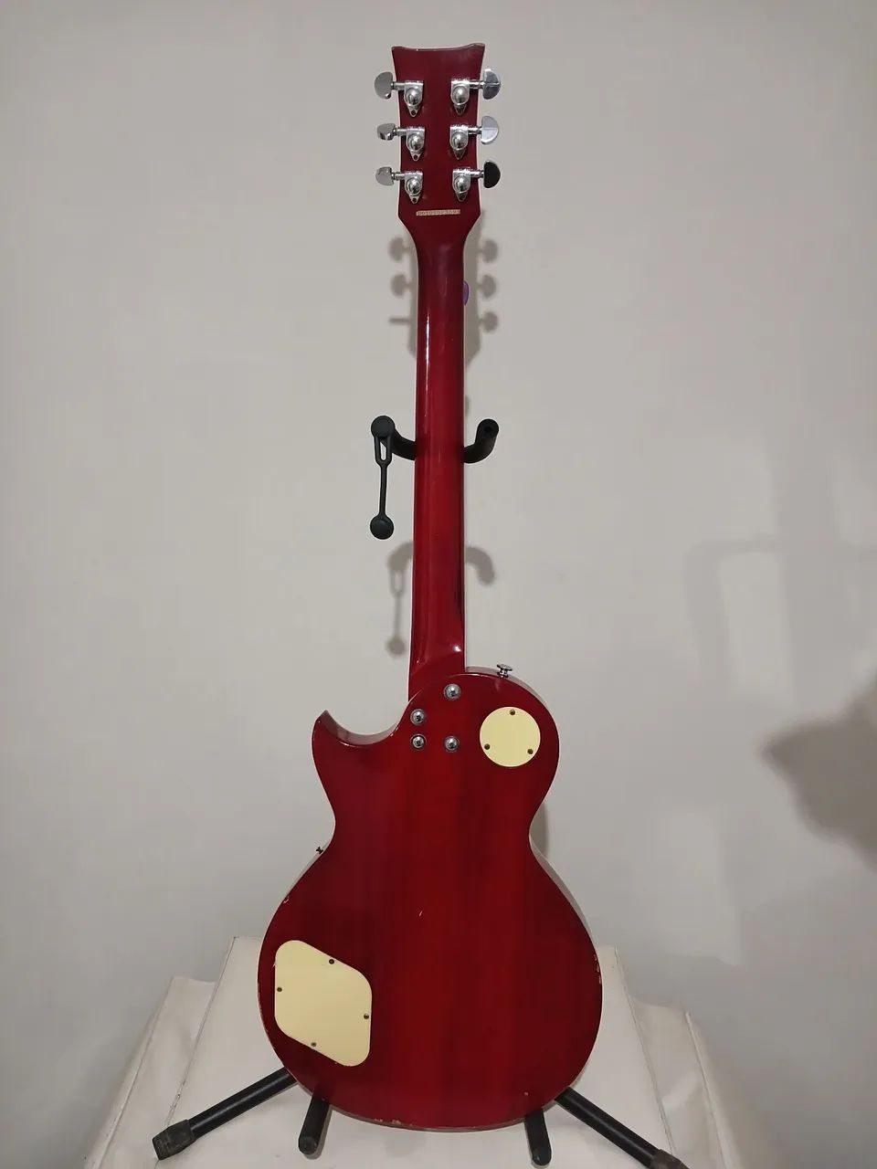 Guitarra Michael com upgrade  - Foto 3