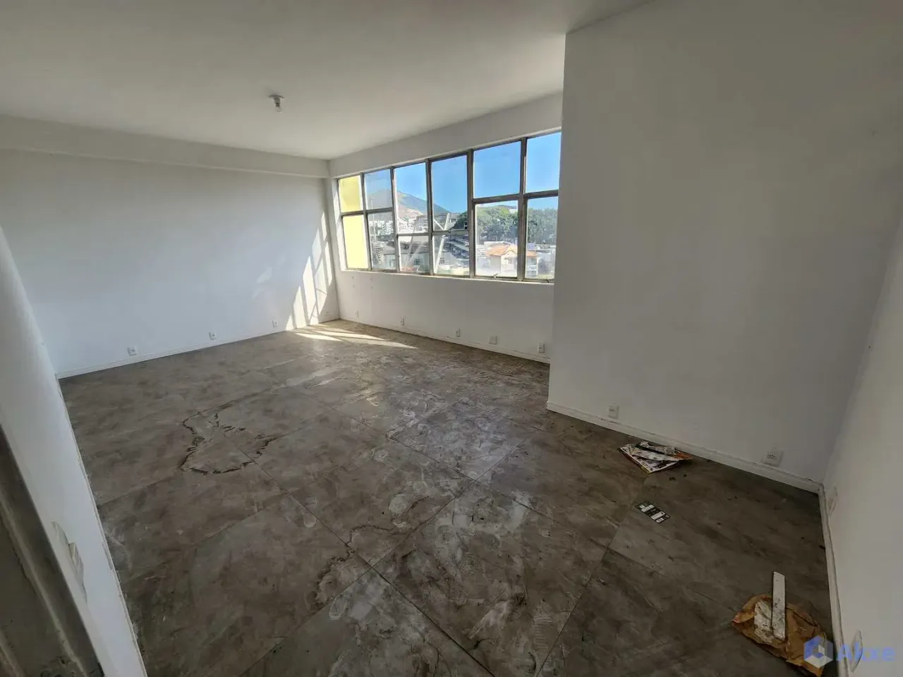 Sala, Campo Grande, Rio de Janeiro, Cod: 111