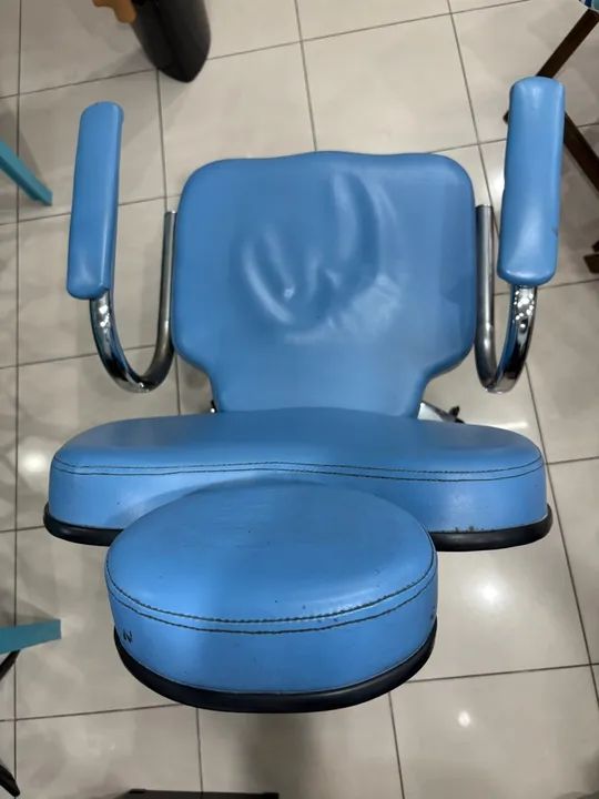 Cadeira de Estetica vintage azul