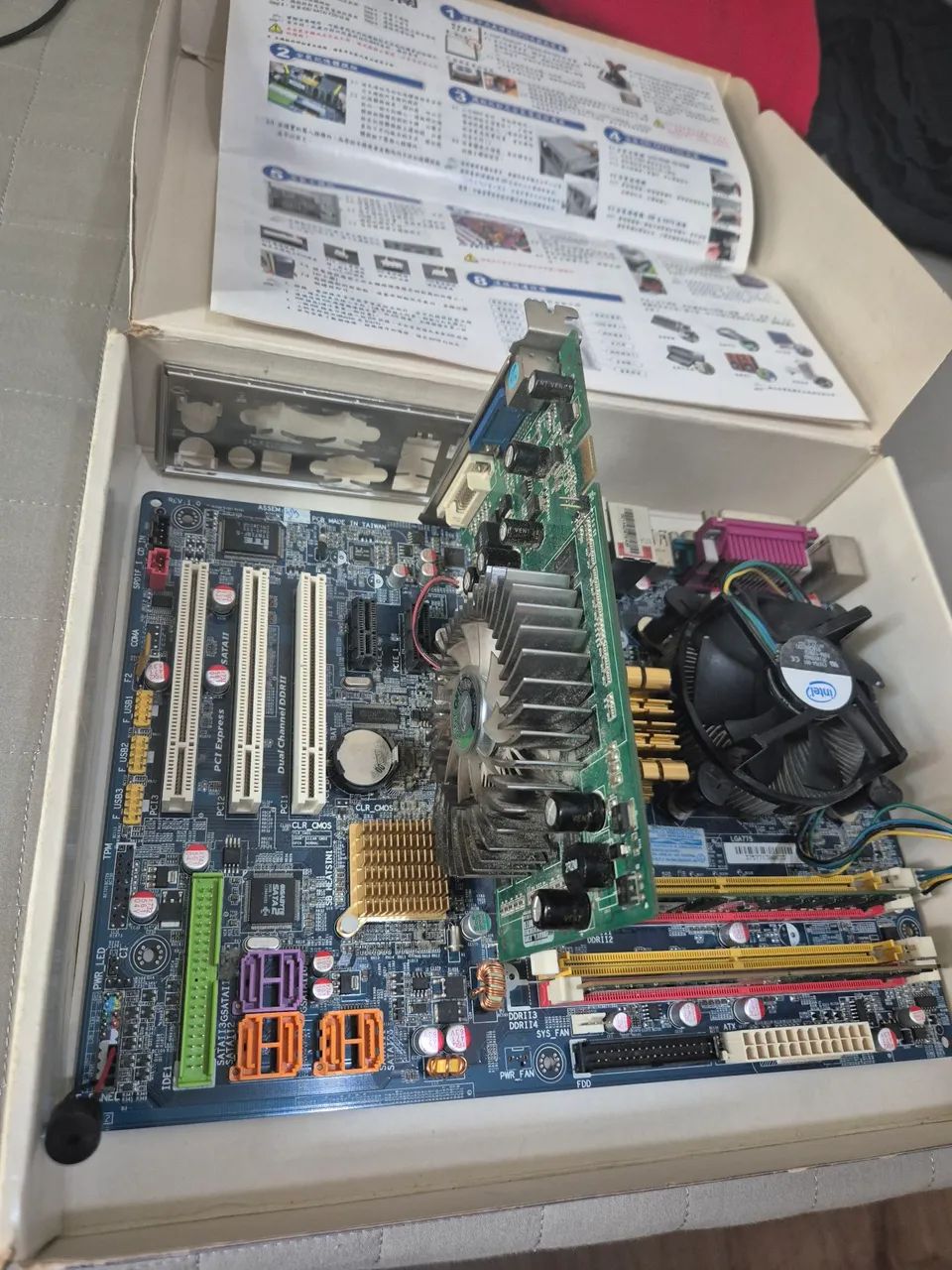 Placa Mãe Gigabyte GA-965P-DS3 - Foto 3
