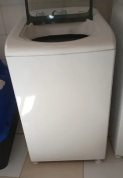 Máquina de Lavar Roupa em ótimo estado!