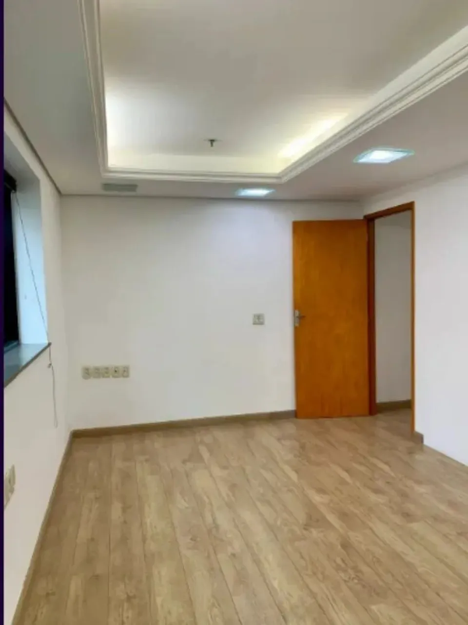 Sala Comercial à venda no Edifício Jardins Office Tower no Jardim Paulista com 34m² 1 banh