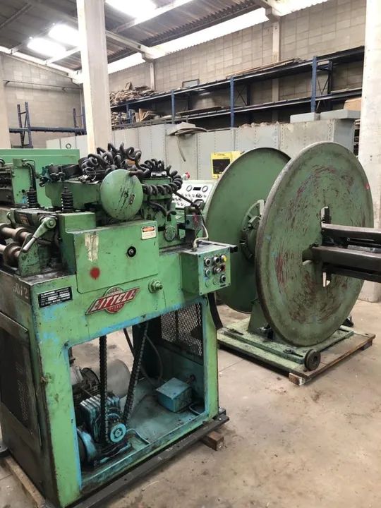 Prensa Excêntrica Tipo "H" 250 ton Minster E2-250-84-50 com Alimentador e Desbobinador - Foto 2