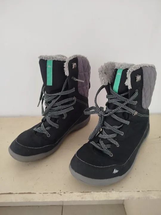 Bota Impermeável Quechua (para neve) - SH 100