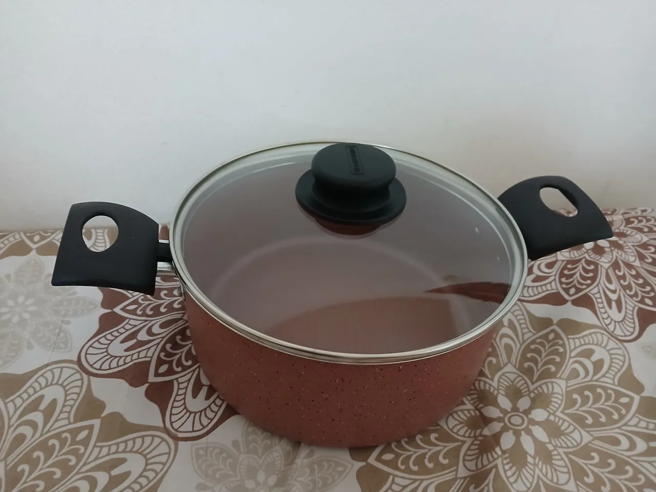 Panela Caçarola 20cm com Tampa de Vidro - 2,8 Litros