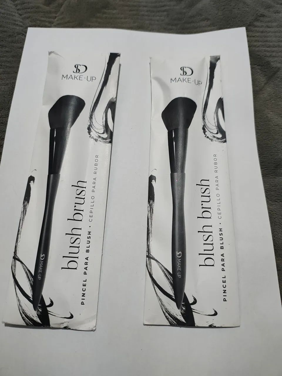 Pincel profissional para blush marca BD MAKE UP