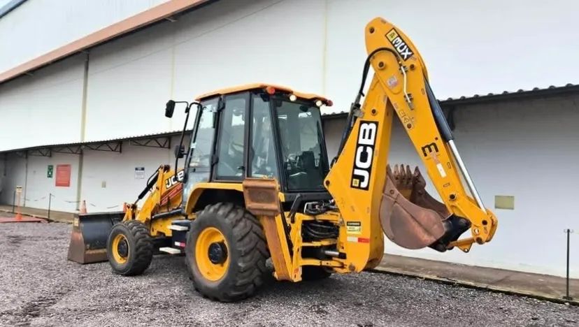 Vendo retroescavadeira JCB 3CX - Foto 4