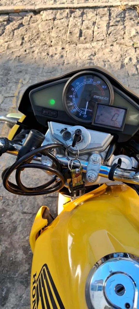 Vendo CB 300 2013 - Revisada  - Foto 2