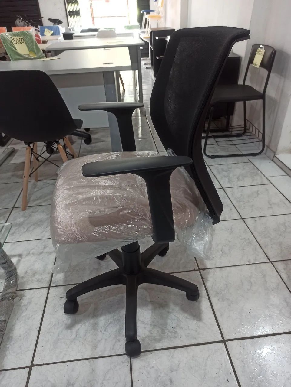 Cadeira giratória para computador  - Foto 2