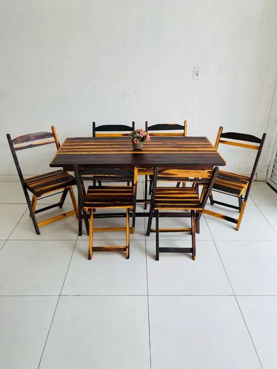 Conjunto Mesa e Cadeiras de Madeira - Dobrável - Foto 5