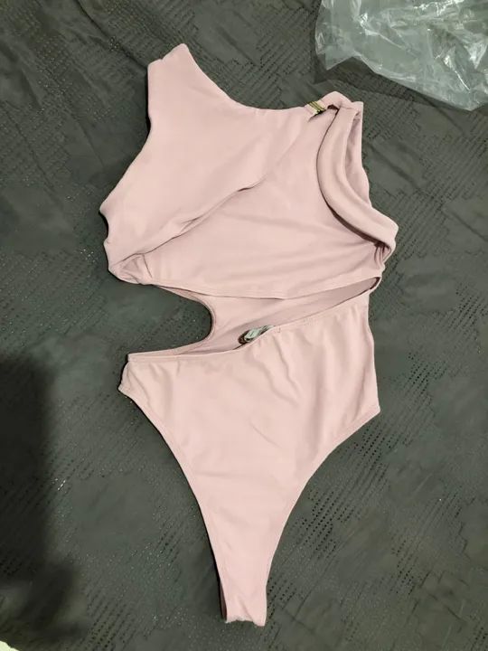 Body Rosa Pastel Com Recortes - Foto 3