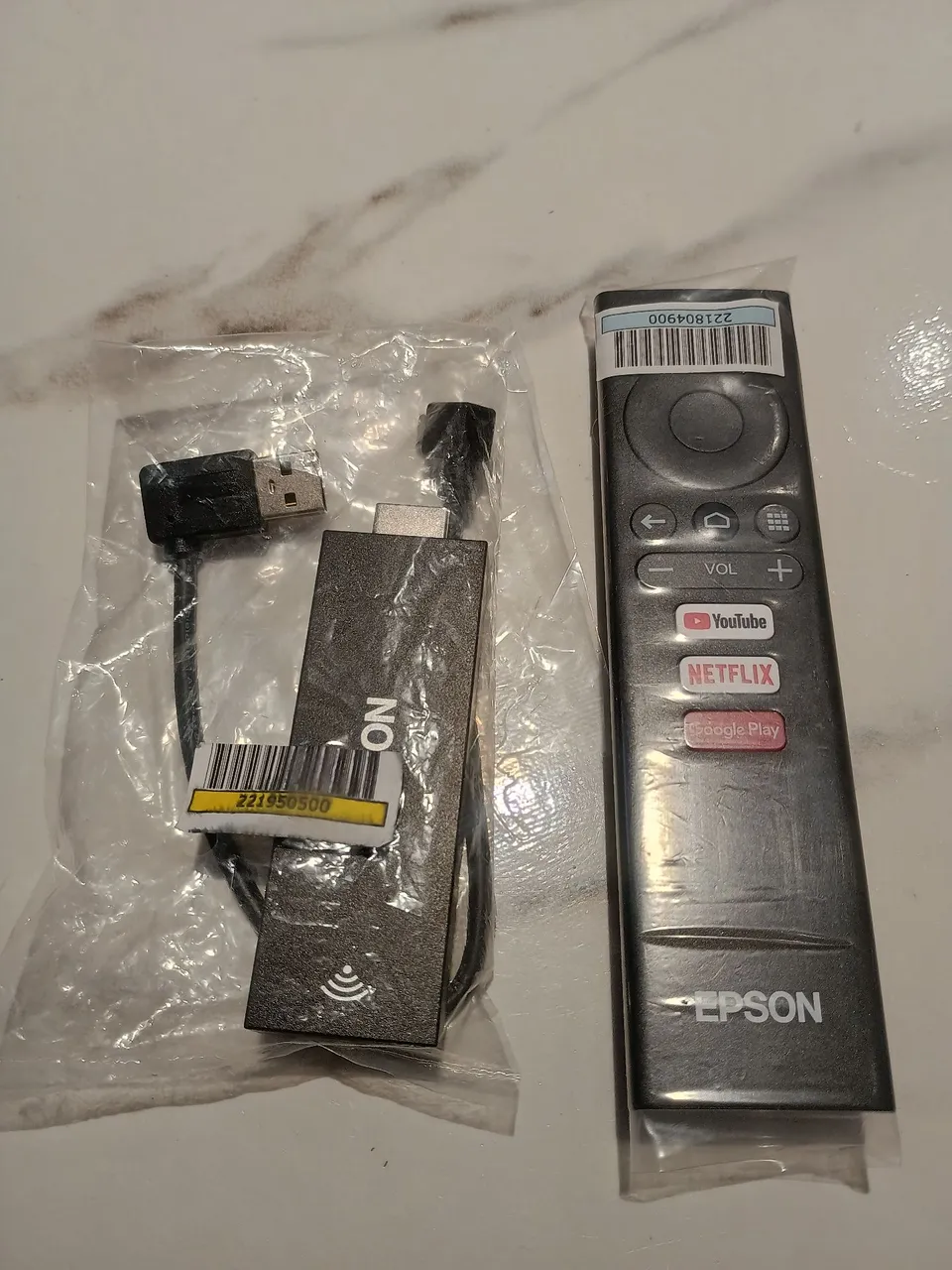 Epson Streaming Stick com controle remoto