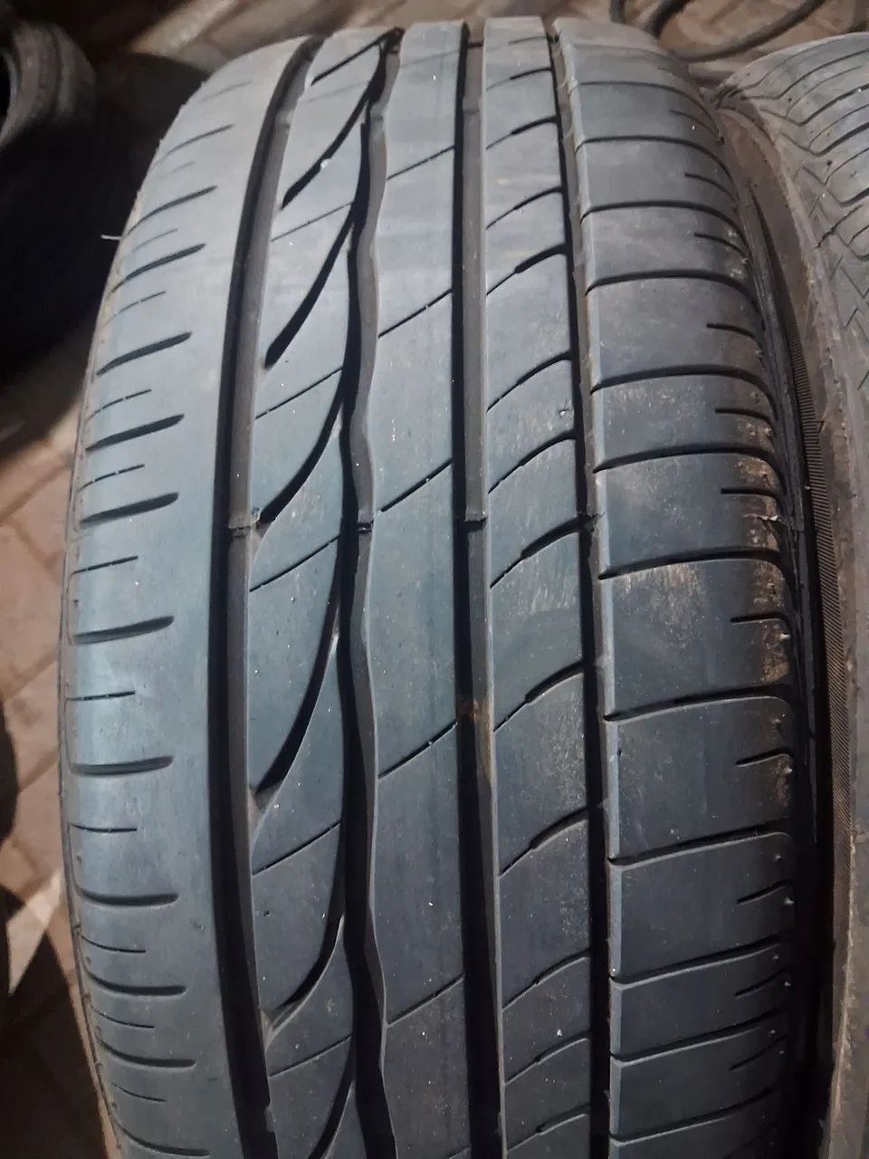 Pneu 205/55R16 91V  Bridgestone turanza e300 - Foto 4