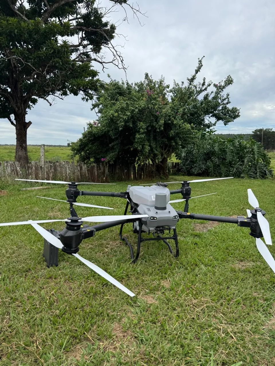 Drone T-50 Pulverizador Agrícola de Alta Performance