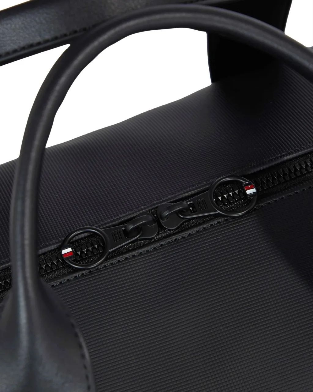 BOLSA TOMMY HILFIGER TH ESSENTIAL PIQUE DUFFLE PRETO  - Foto 5