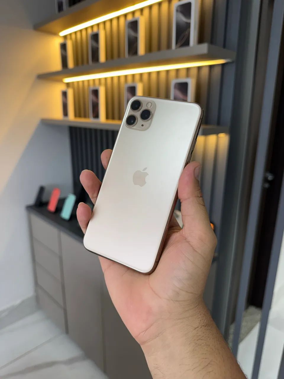 iPhone 11 Pro Max 256 gigas tela substituída