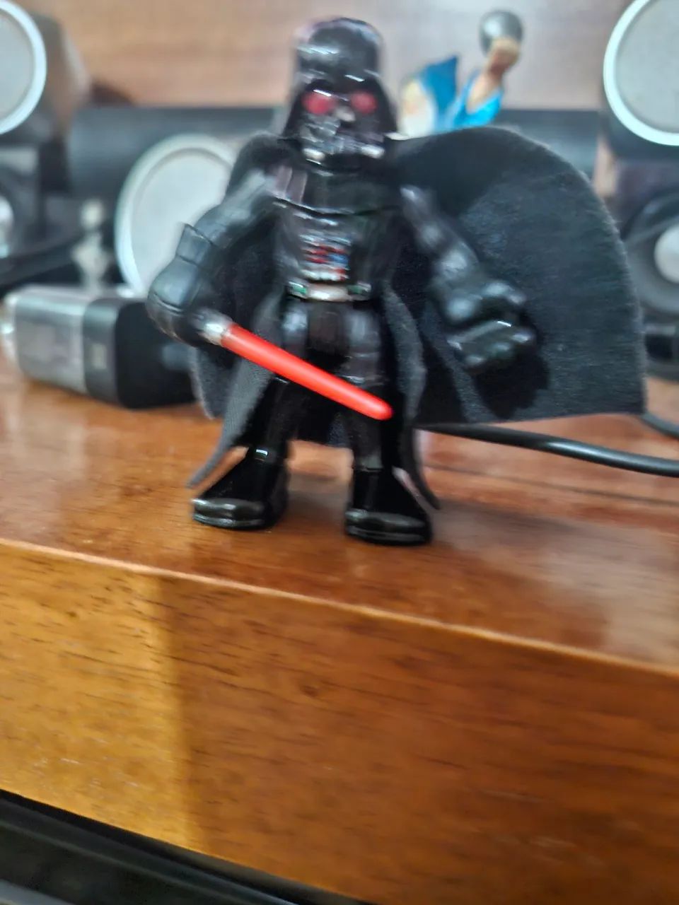 Action Figure Darth Vader - Colecionável Playskool Hasbro - 7cm - Foto 5