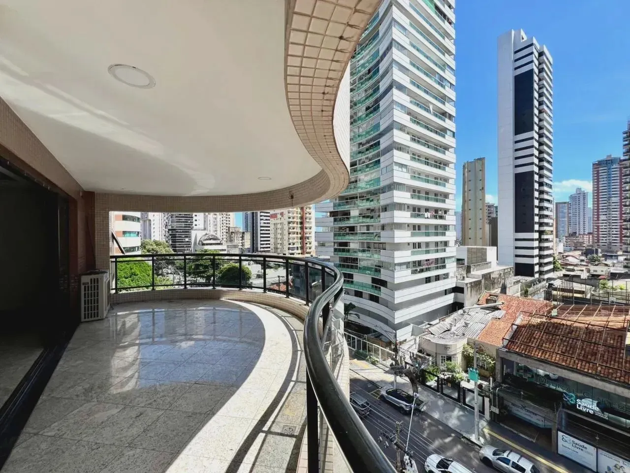 ,Torre de Alhambra: Alto Padrão 365m² 4 Suítes 2 Vagas João Balbi//Wandenkolk