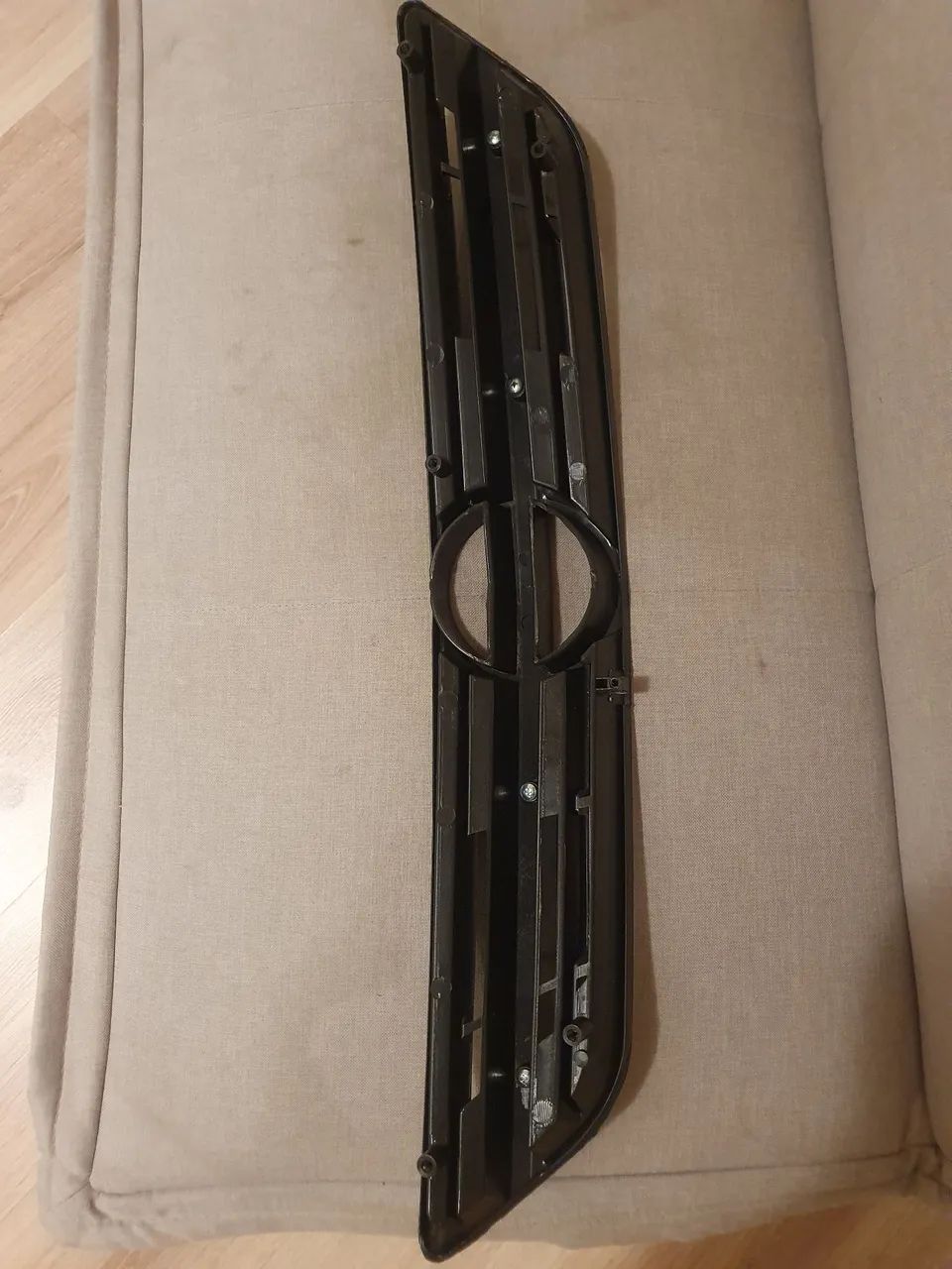 Grade frontal Chevrolet Astra com Friso cromado original.  - Foto 2