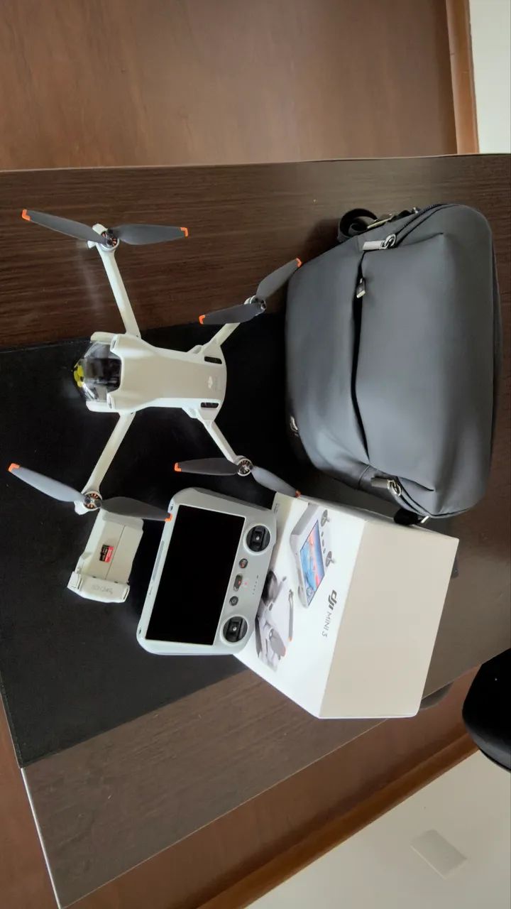 DJI Drone Dji Mini 3 Rc com câmera 4k Cor Branzo e Cinza - Foto 3