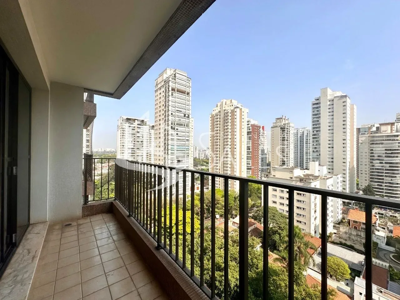 Imperdível oportunidade de comprar apartamento de luxo em São Paulo-SP, 5 quartos, 2 suíte