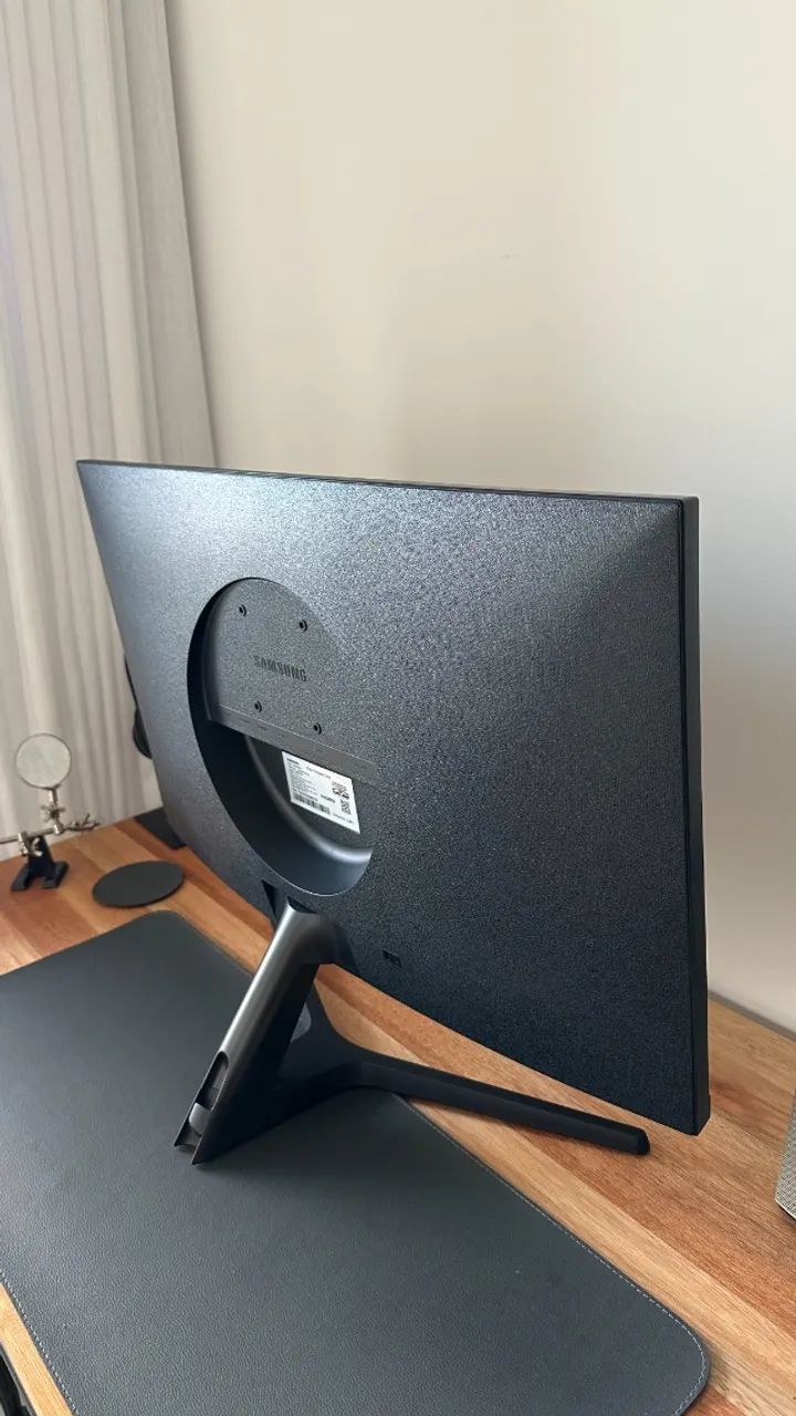 Combo Apple + Monitor 4K - Pronto para usar! (Estado de novo) - Foto 6