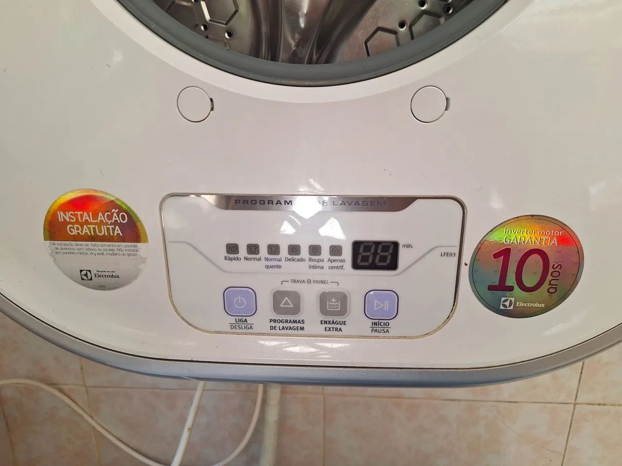 Lava roupa 3kg ELECTROLUX LFE03 - Foto 3